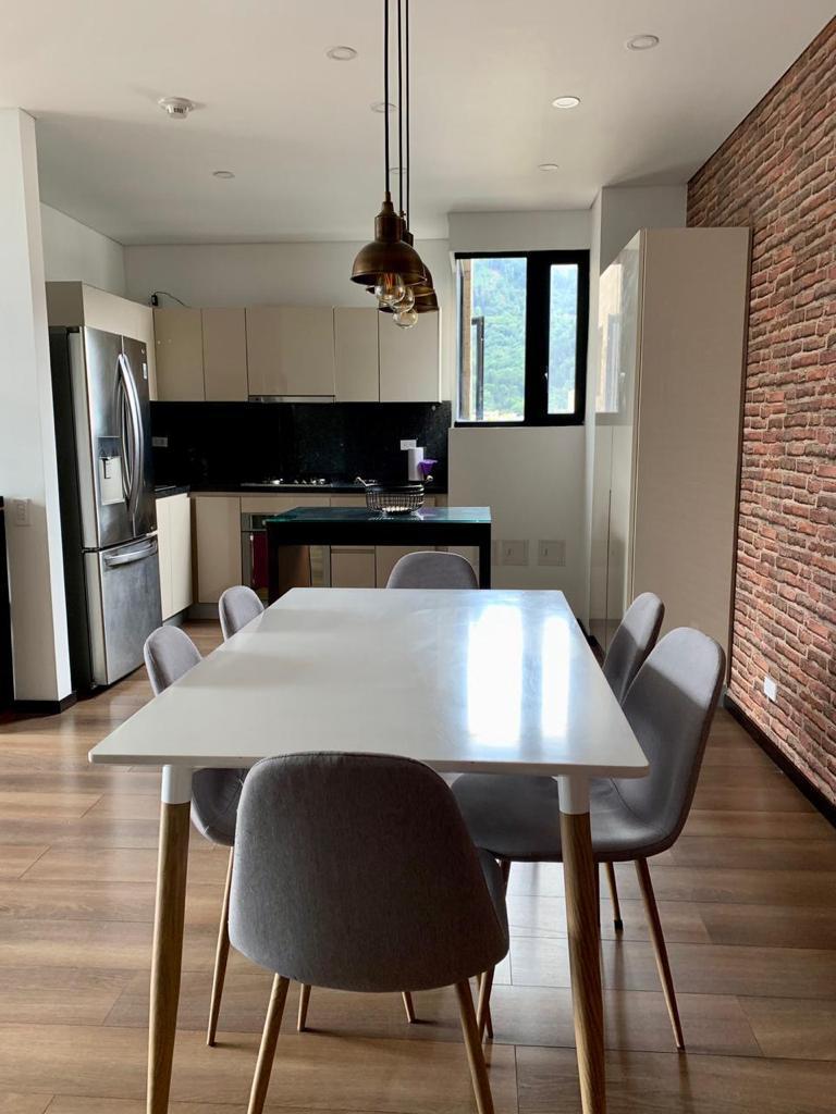 Apartamento amoblado barrio chicó - Imagen 5