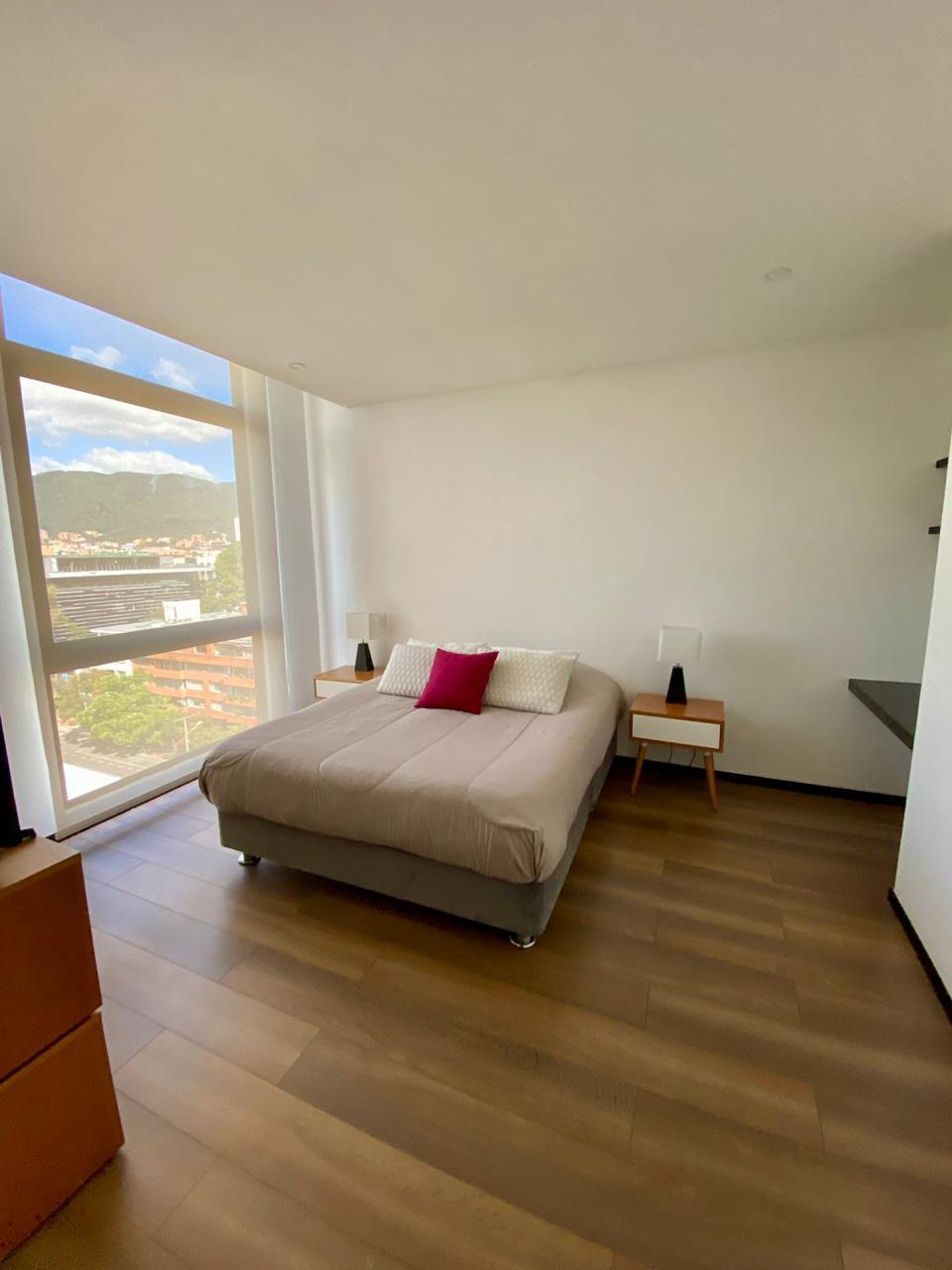 Apartamento amoblado barrio chicó - Imagen 6