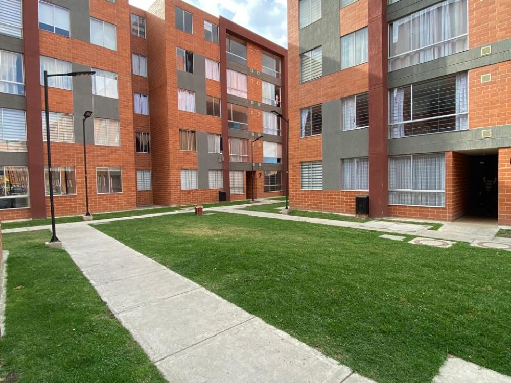 WhatsApp Image 2025-02-24 at 6.55.07 PM (10)